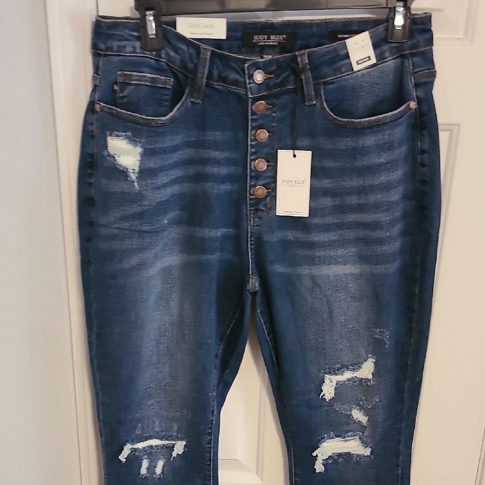 Judy Blue Women's Blue Jeans - Picture 4 of 5